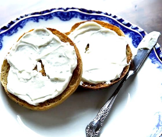 Wholewheat Bagels With Cream Cheese. Yum!