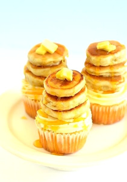 Maple Pecan Cupcakes with Buttermilk Pancakes