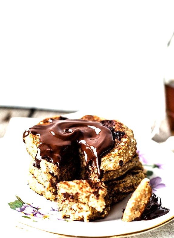 Recipe: Oatmeal Chocolate Chip Pancakes